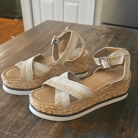 DV by Dolce Vita Shoes - Dolce Vita Women's Tan Woven Platform Sandals